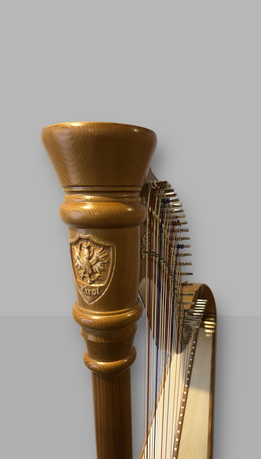 Petutschnigg Harfe Model Schülerharfe 7 Pedale mit hangeschnitzem Tirol Adler