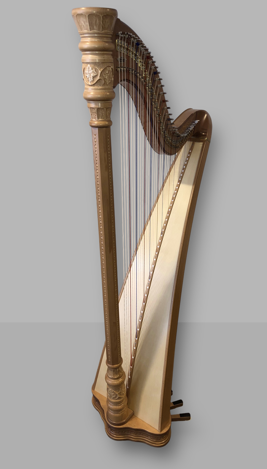 hier sehen sie eine Petutschnigg Harfe Modell 3 Blattmuster